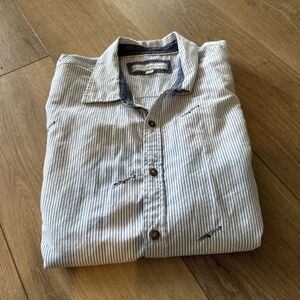 PD&C Men's Button Up Casual Long Sleeve Shirt, Sz. Large Blue Embroidered whales